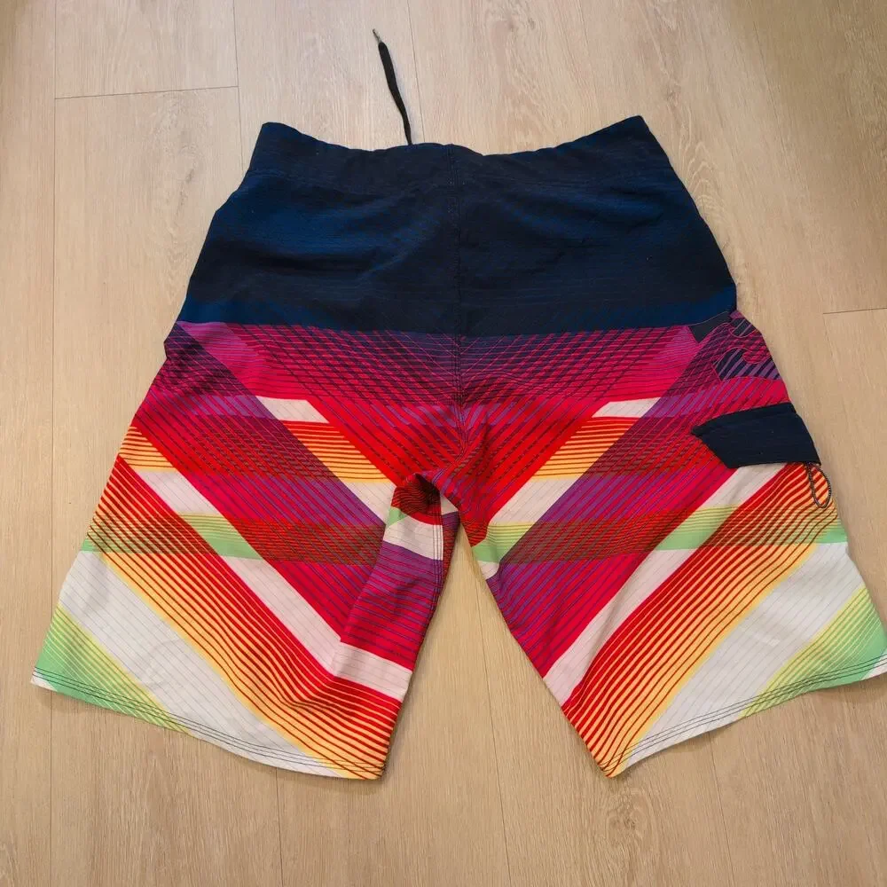 Billabong Men's Size 32 Large Swim Trunks Board Shorts Surf Skate Cali Beach